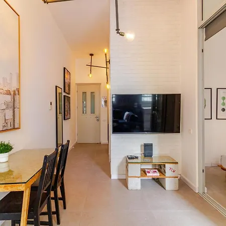 Beach Side Retreat in Central Tel Aviv By Vacay-2