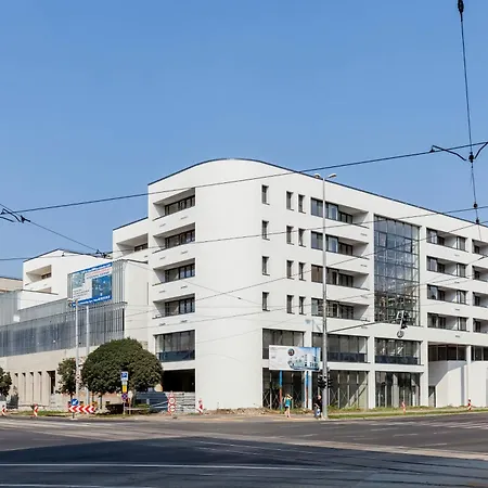 Rebany Apartman 2 Central Location-2