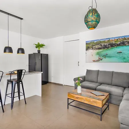Goudhaen Luxury Private Apartments Jan Thiel Beach-2