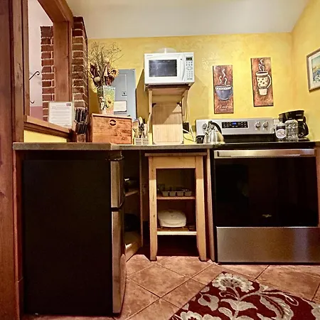 Mistiso'S Place-2