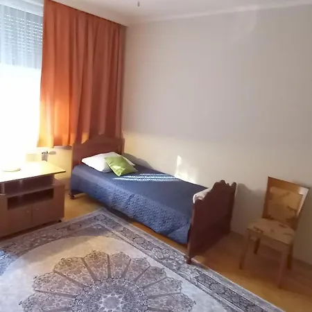 Favorite Apartment-3