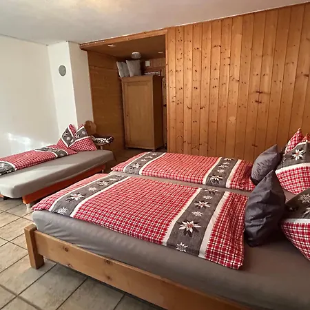 Sertig Ferienwohnung-3