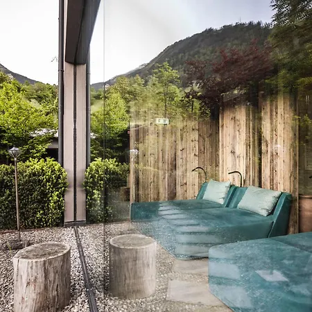 Stroblhof Active Family Spa Resort-3