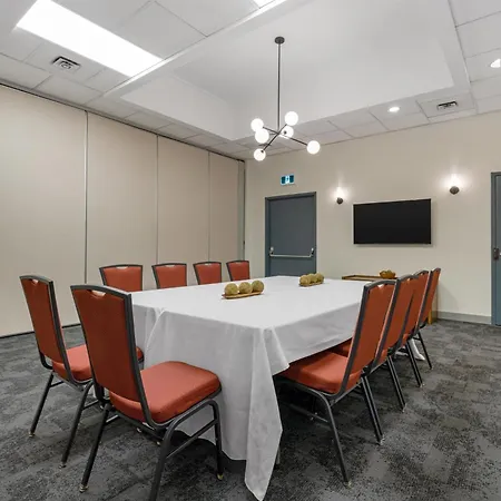 Best Western PLUS Burnaby Hotel-2