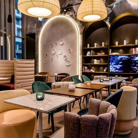 Motel One Dresden am Zwinger-2