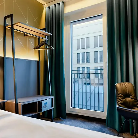 Motel One Berlin-Potsdamer Platz-2