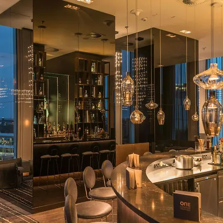 Motel One Berlin-Upper West-2