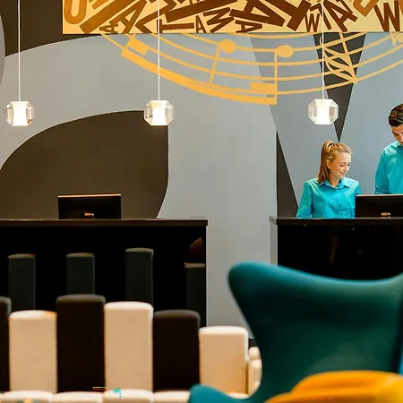 Motel One Warsaw-Chopin-2