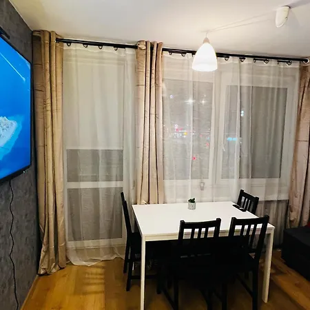 Kompaktowe 2 Pokoje Tramwaj Do Centrum 15 Min-2