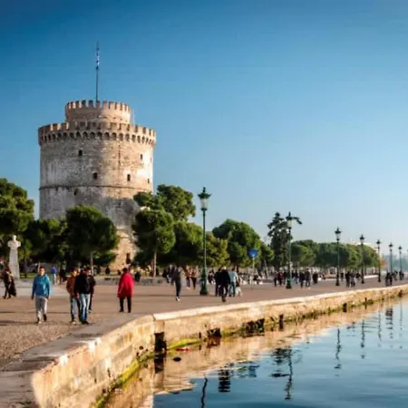 Le Plaza, Modern Escape Near Thessaloniki Center-3