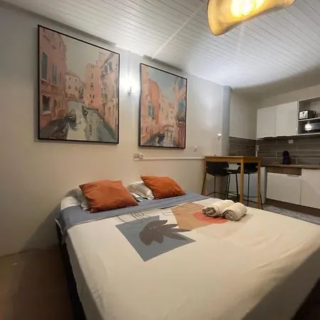 Penthouse Seaside 10 Min Port, Croisiere Et Aeroport-2