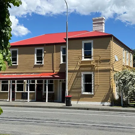 The Albury Est1879-2