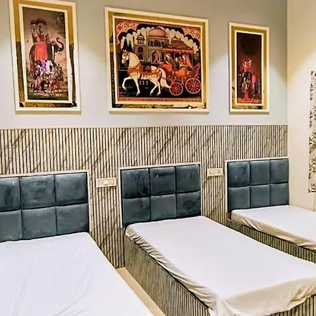 Hotel Vk Palace Completly Family Stay #Neartaj#Luxurystay-3