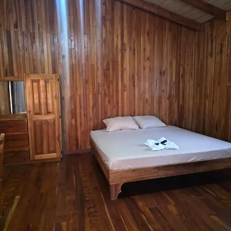 Hotel Vaz Cahuita Centro-2