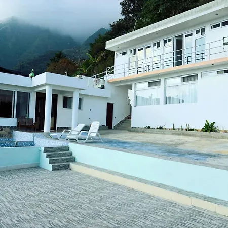 White House Lake Lodge-Atitlan-2