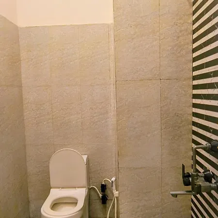 Hotel Vk Palace Completly Family Stay #Neartaj#Luxurystay-2