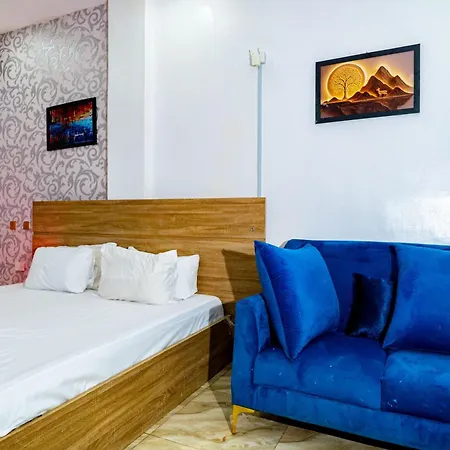 Frenezia Hotel And Apartment Ikeja Gra-3