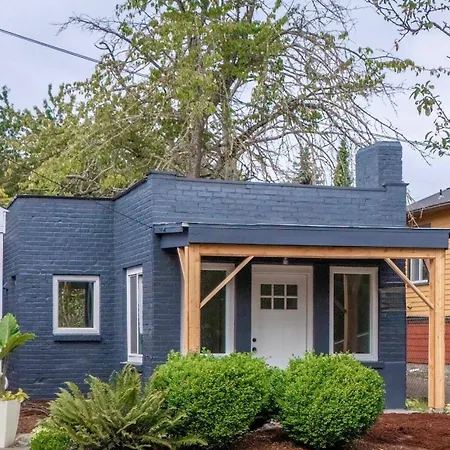 West Seattle Home King Bed And Ac-2