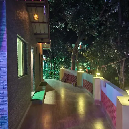 Tree Heaven Resort-Kanatal-3