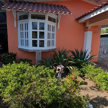 Hostal Economico Y Centrico En David Chiriqui - Residencial Dona Nilsa-3