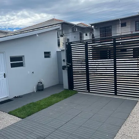 Casa Com 2 Quartos, Sendo Um Suite, Super Aconchegante Para Temporada-2