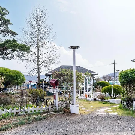Ganghwa Eden Jungwon Pension-3