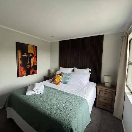 Taratara Retreat-2