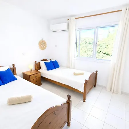 Paphos Service Hostel-2