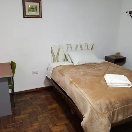Calu Hostal-2