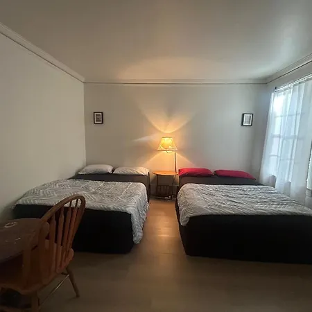 Vancouver Guest House - Airport 10 Min - Free Parking & Fast Wi-Fi-2