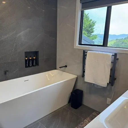 Taratara Retreat-3