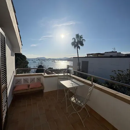 Atico Con Terraza Y Vistas Al Mar En Primera Linea-3