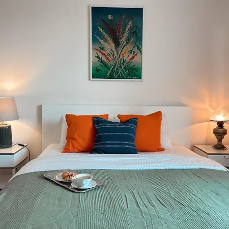 Sunny Antique Stay - Near Fortress-2