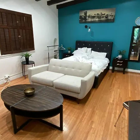 Cozy Studio By Rodeo Drive-3