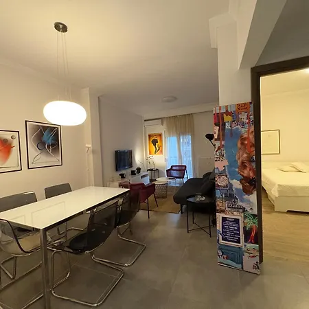 Stylish & Bright 2Br In Central Thessaloniki - Walk Everywhere - Near Helexpo-2