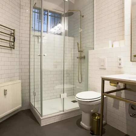 High-End Suite direkt am Rosenthaler Platz - AP3-2