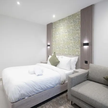 Newest Bantree Studio Apartment - Airport Residential-2