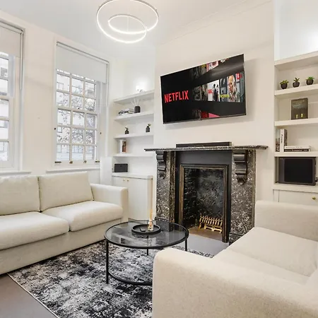 Chic Marylebone Flat-2