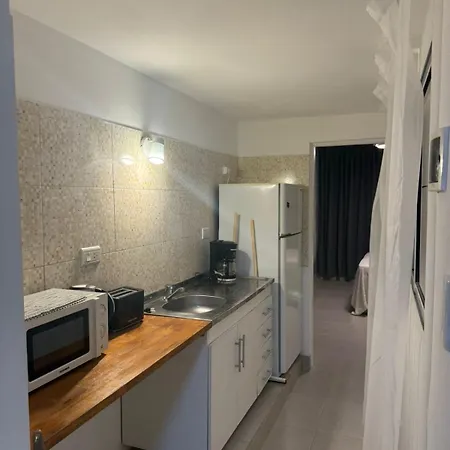 Colonial Suites-2