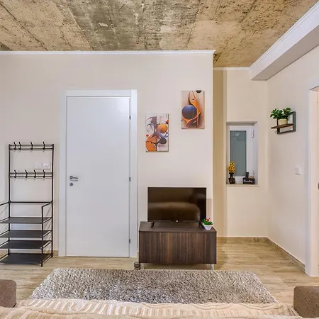 Gabriel'S - 2 Bedroom Apartment By Solea Holiday Homes-2
