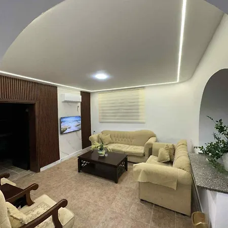 Cozy Studio 1 Central Amman Near Rainbow Street-2