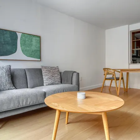 Chelsea 1Br W Doorman Wd Nr West Village Nyc-1385-3