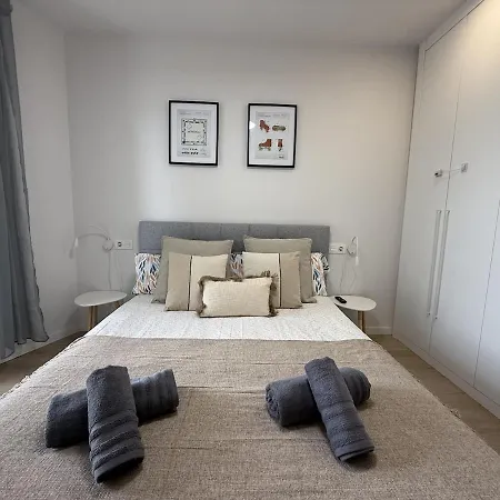 Modern And Luxurious Apartment In Nueva Andalucia - Jardines De Guadaiza-3