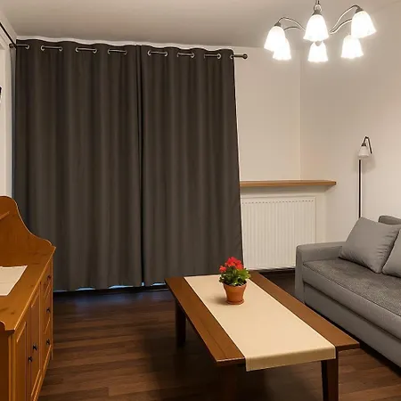 Modern Apartment Malborska,14, Metro&Mall, Parking&Smarttv-3