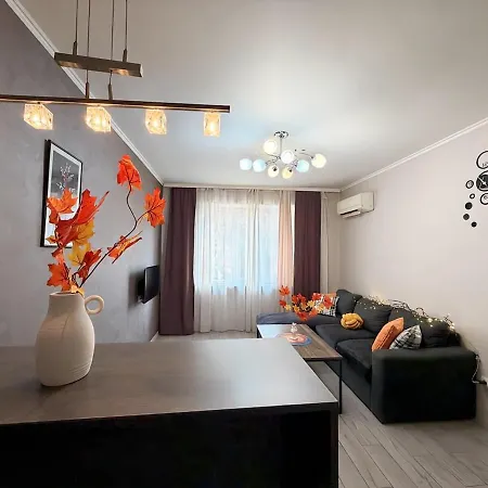 Apartment Near Malibu Park-2