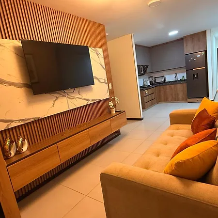 La Bela Casa Studio Apartment, Downtown, With Kitchen-2