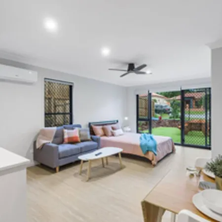 Modern Studio With Garden Views In Shared Home-2