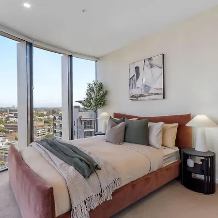 Spire Apartments On Queen Street - Free Car Park-3