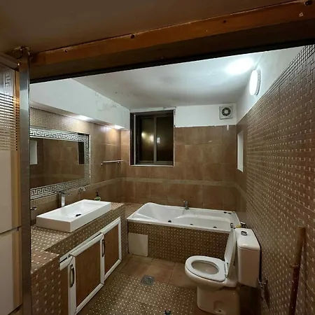 Cozy Studio 1 Central Amman Near Rainbow Street-3