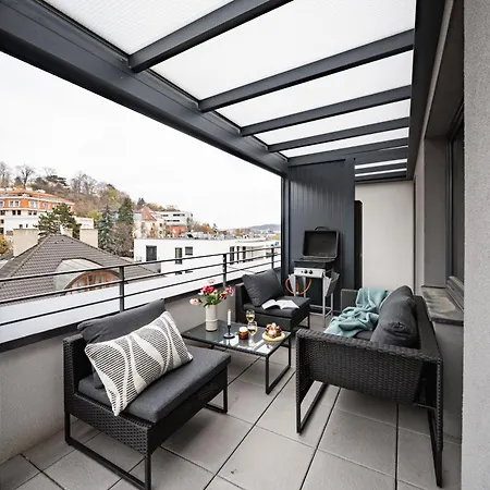 Prague Days - Two Bedroom Apartment With Garage, Ac, Terrace And Balcony In Vinohrady-2